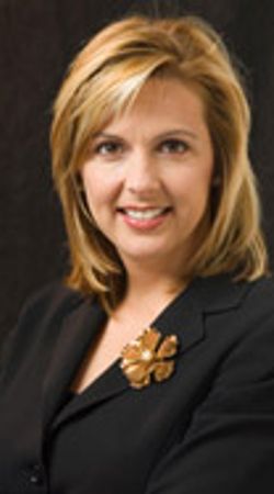 Image of Julie Quinn