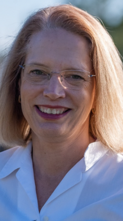 Image of Kelly Daughtry