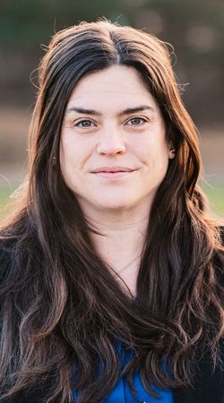 Image of Lindsay Donahue