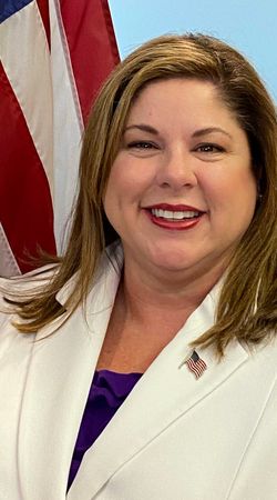 Image of Melissa McDonough