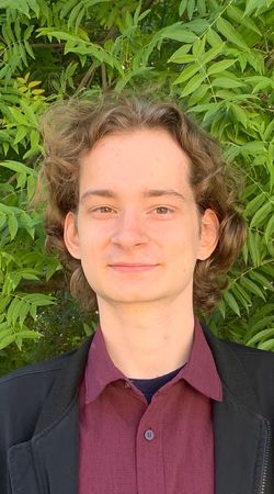 Image of Nicholas Thompson