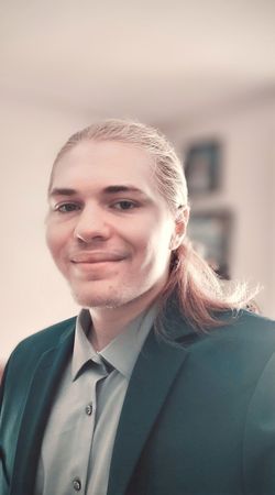 Image of Oliver Morlan