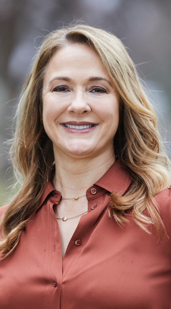 Image of Shannon Hutcheson
