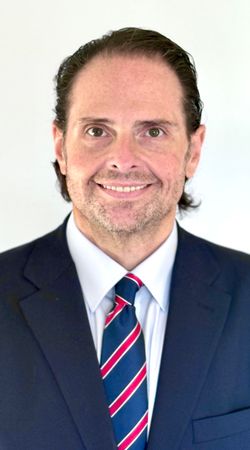 Image of Steven Avit