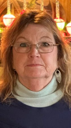 Image of Susan Hall