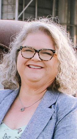 Image of Tanya Lloyd