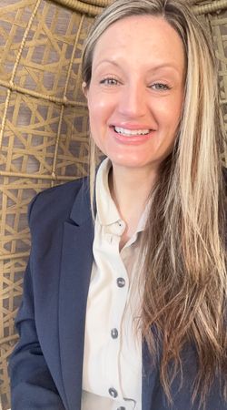 Image of Teri Hourihan