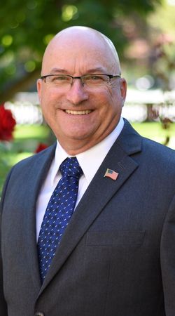 Image of Tom Silva