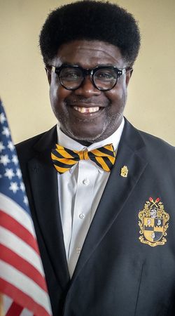 Image of Tracy Andrus