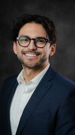 Image of Roy Vasquez