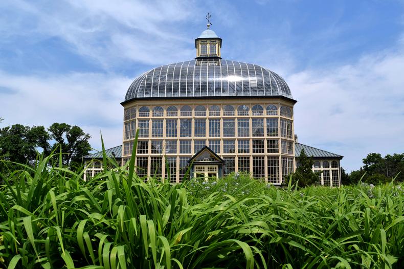 Exterior of Rawlings Conservatory located in Druid Hill Park 