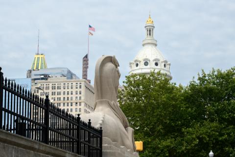 War Memorial seahorse faces City Hall