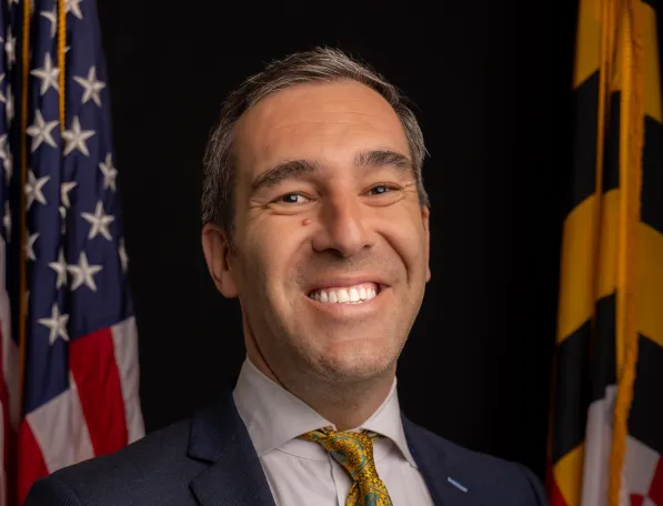 Headshot of City Council President Zeke Cohen
