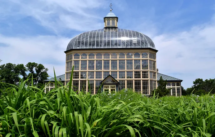 Exterior of Rawlings Conservatory located in Druid Hill Park 