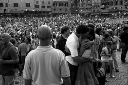 Kiss in the Piazza by Water Leporati