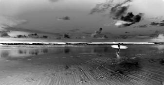 Byron Surf by Mark Morris