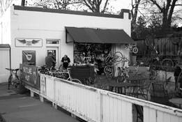 Bikes & Coffee by Frank Merrem