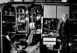 L'atelier De Monpere by Yves Harnois