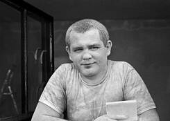 Bricklayer by Rajmund Rajch