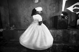 Swirling by Oliver Stegman