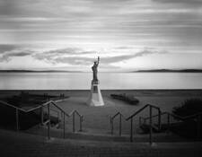 Elliot Bay by Tom Kirkendall
