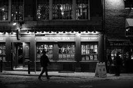 Union Bar by Ron Croft