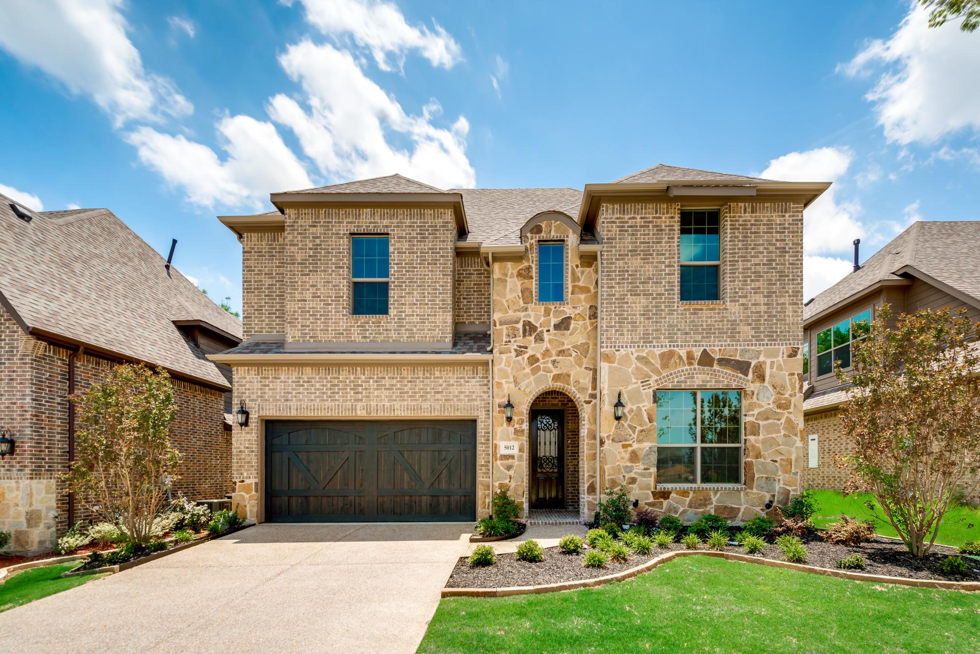 5012 Randolph St   02