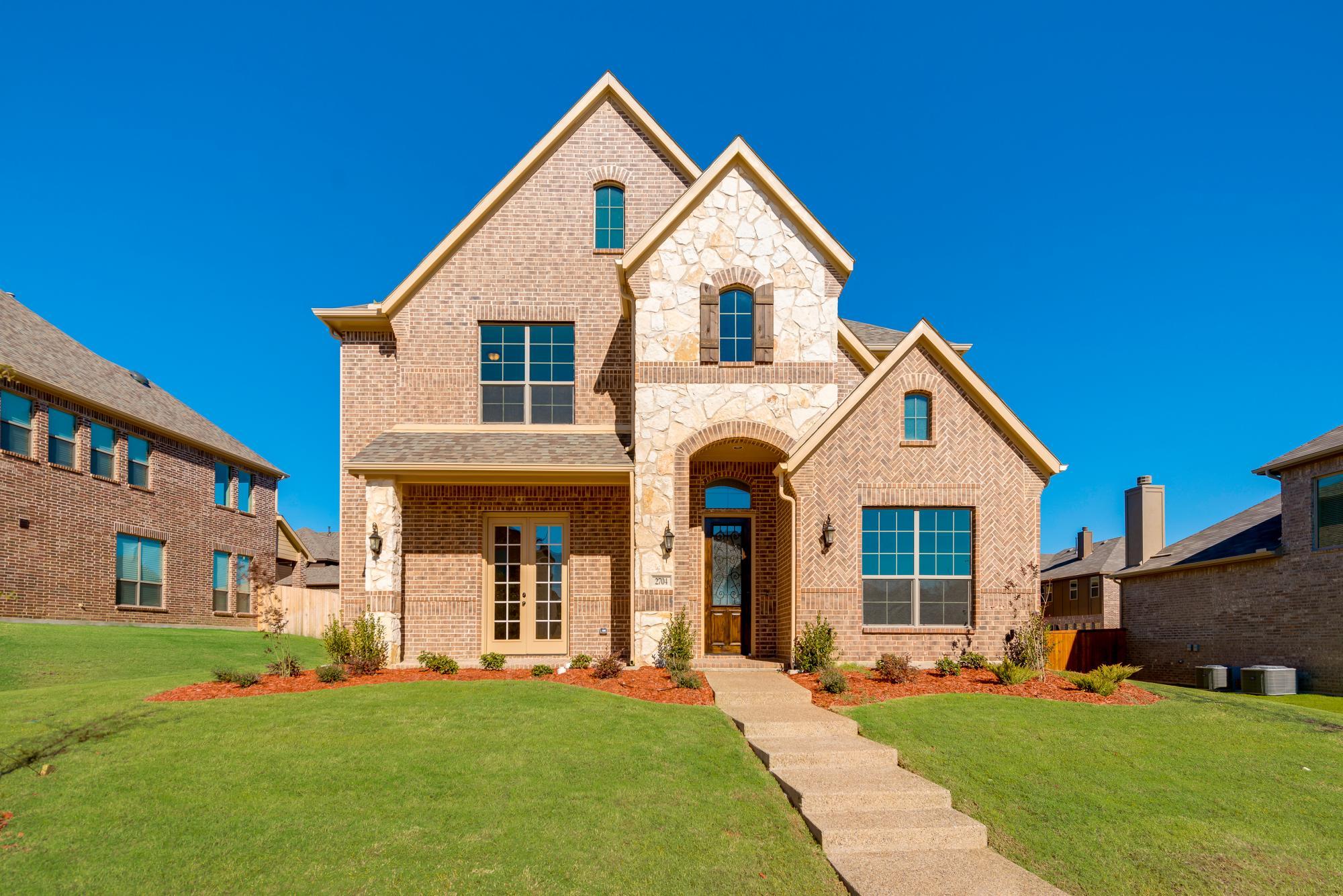 64605785068124 2704 Gum Tree Trail   02