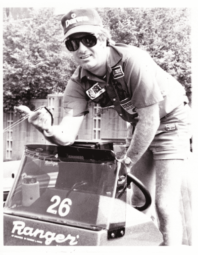 1983 Bass Masters Classic, Lake Toho. Larry Nixon shows the worm he used to win the 13th Classic. Photo Stan Fagerstrom.
