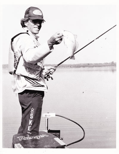 1978 Bass Masters Classic Ross Barnett Dave Gliebe holds up a small drum at the 1978 Classic. Photo Stan Fagerstrom.