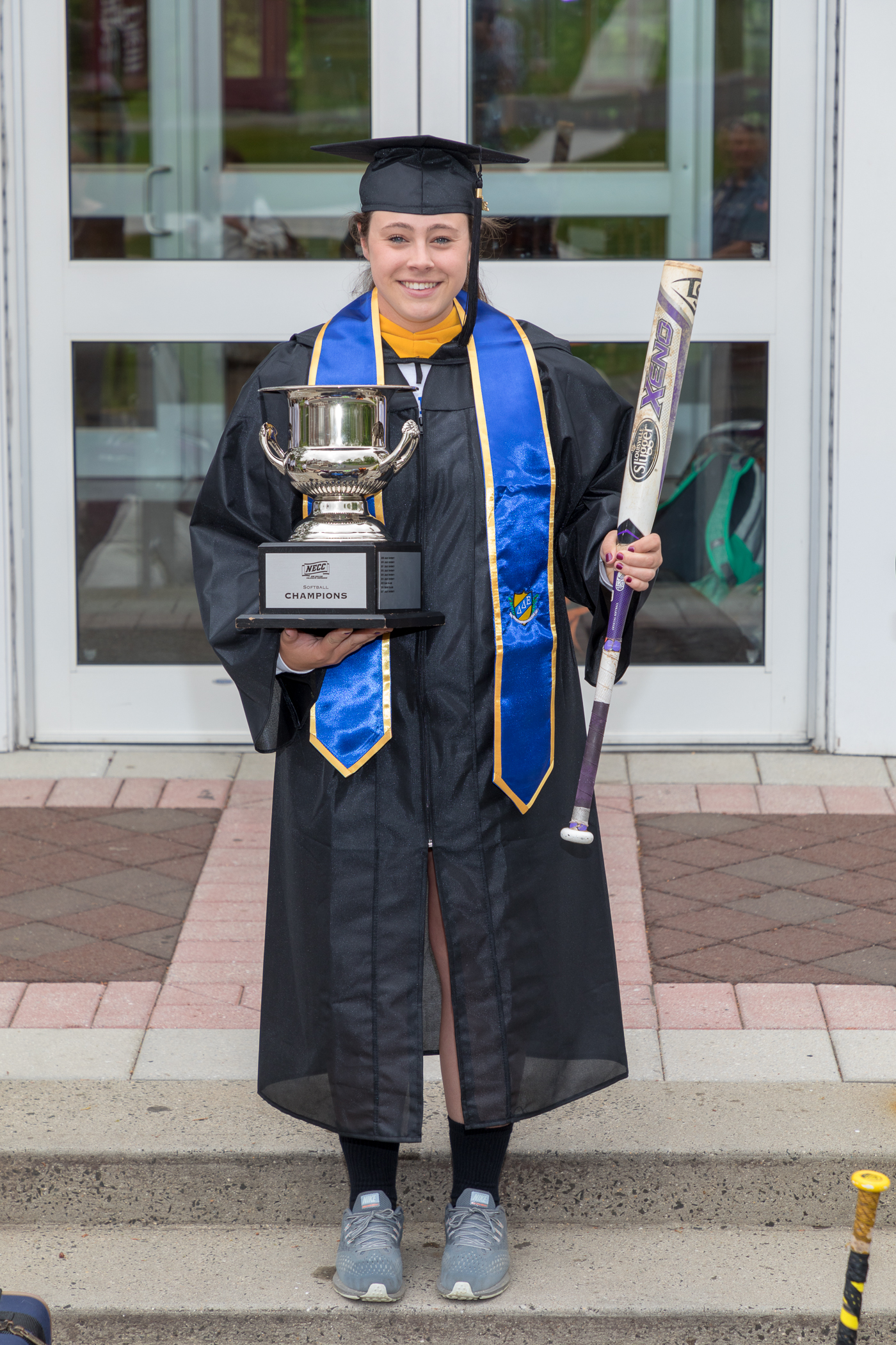 Lauren Vallee '18 Recognized as Eagle Awardee at 121st Commencement ...