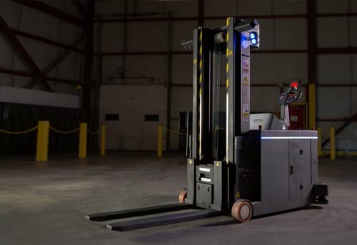 OTTO Lifter robot lifestyle photo