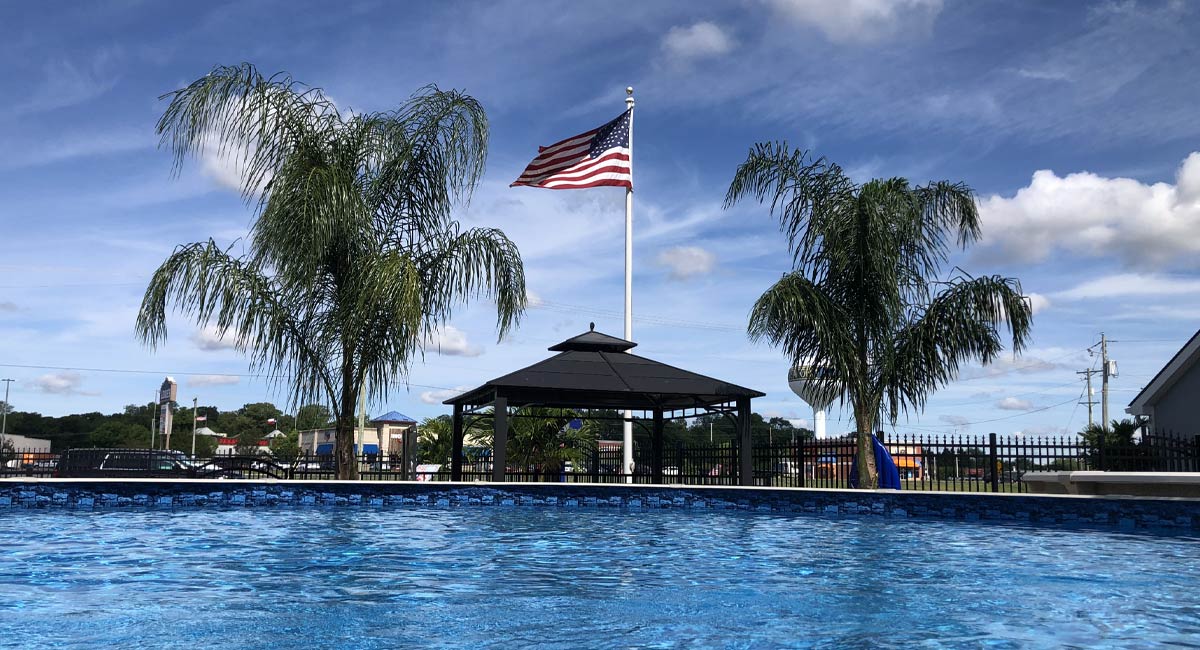 Above-ground pool installation