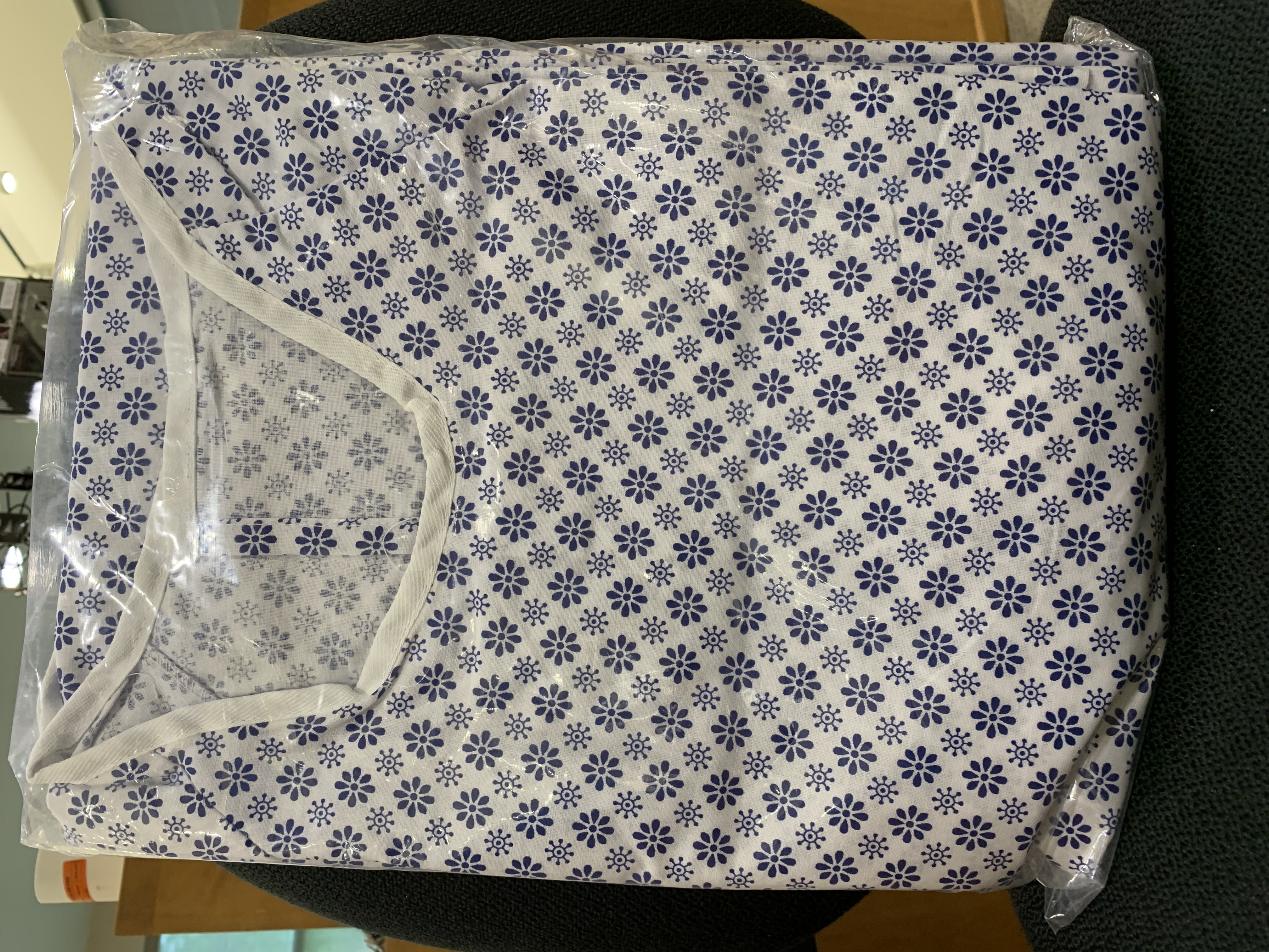Ruvanti Hospital Patient Gown