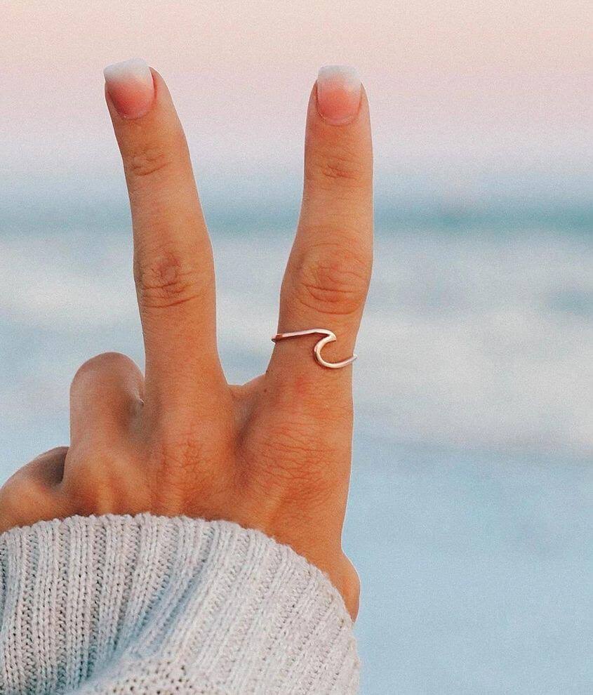 Puravida Wave Ring