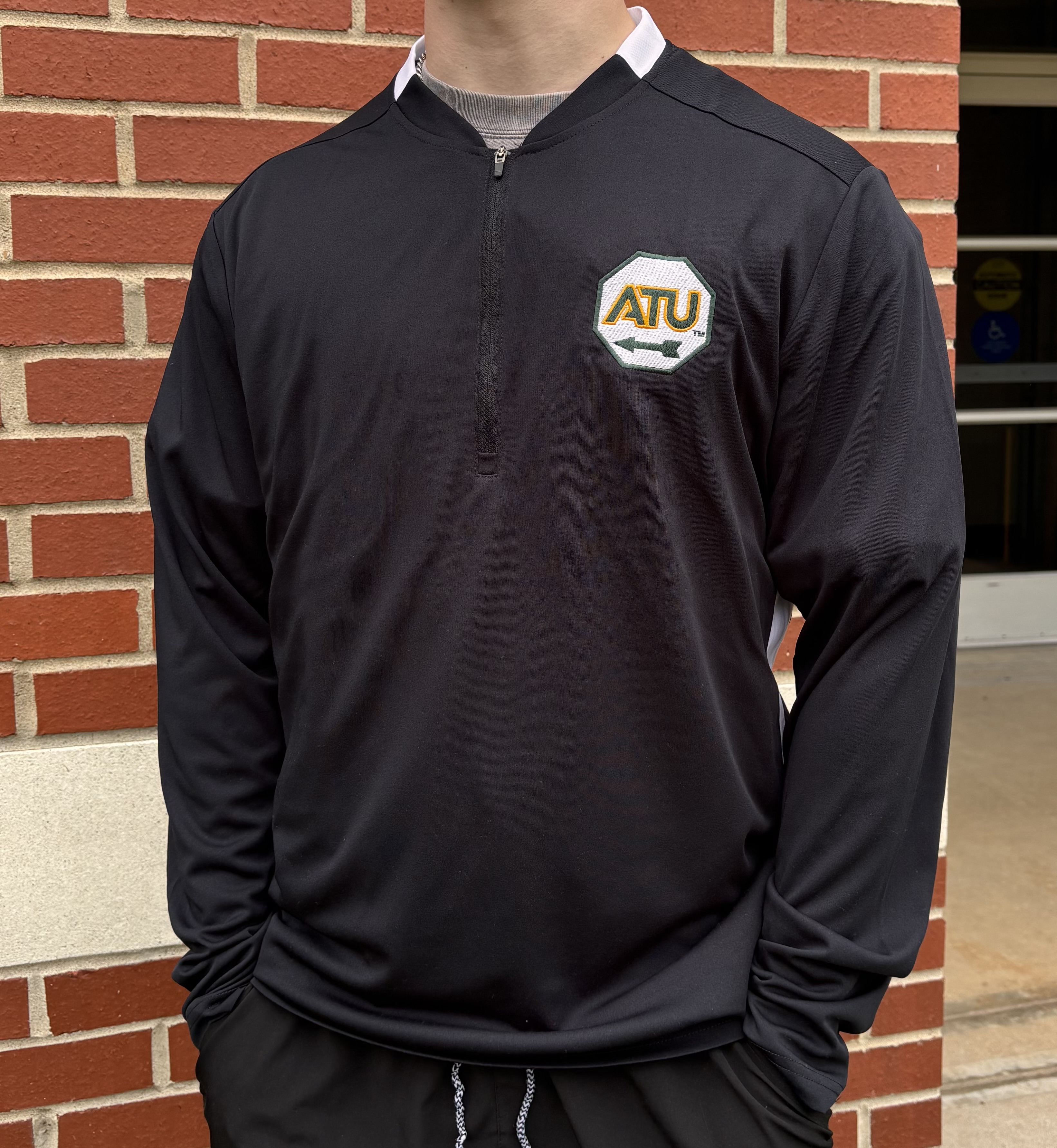 Tech Club 1/4 Zip Pullover