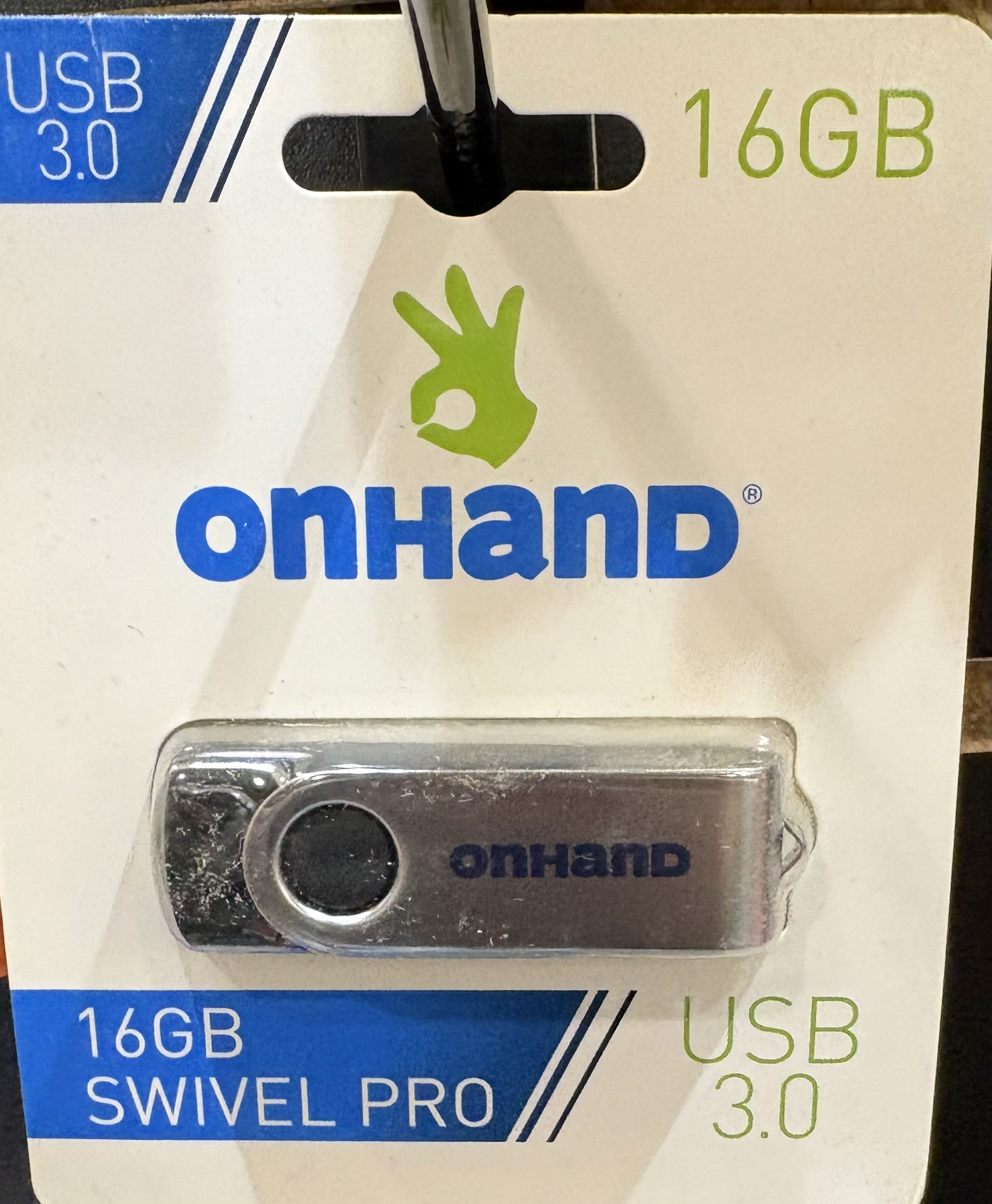 OnHand Swivel USB 3.0 Flash Drive
