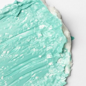 White Opaque Flakes Medium - 8 oz.