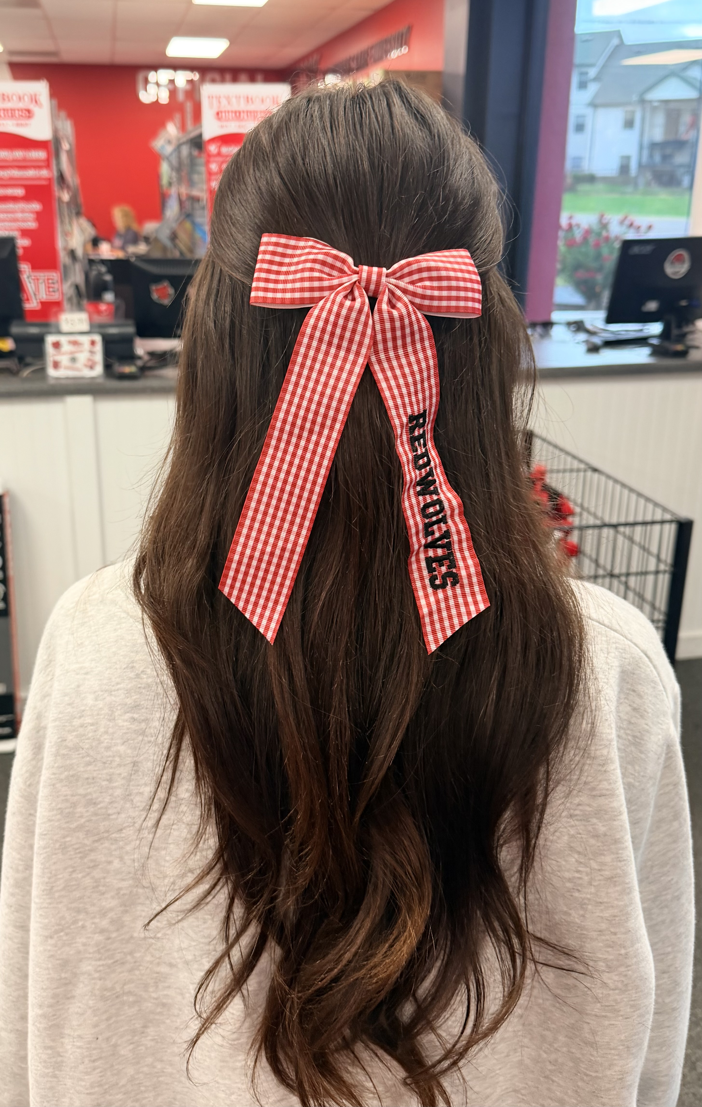 Busy Bee Red Wolves Bow