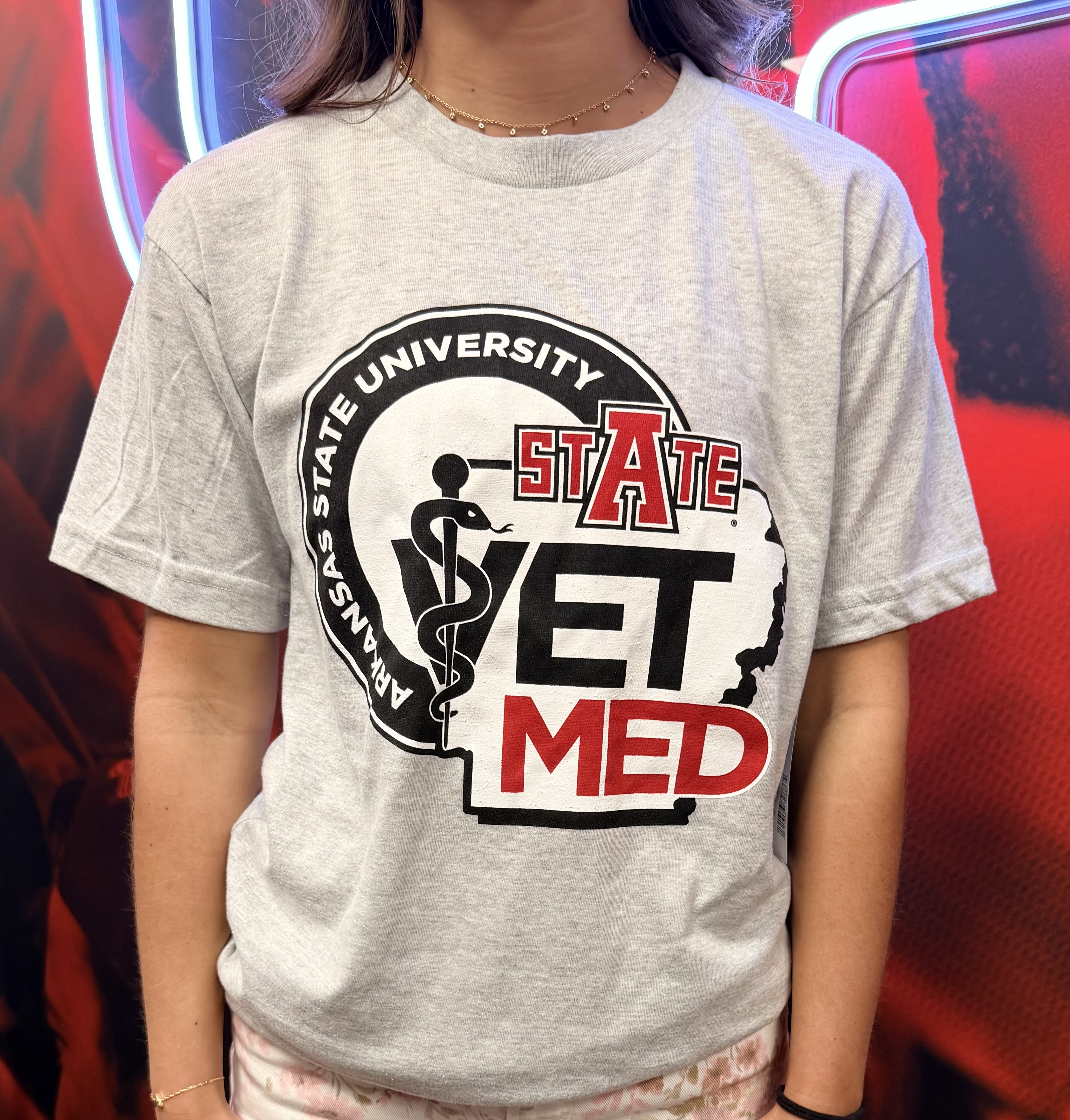 Vet Med Logo Tee