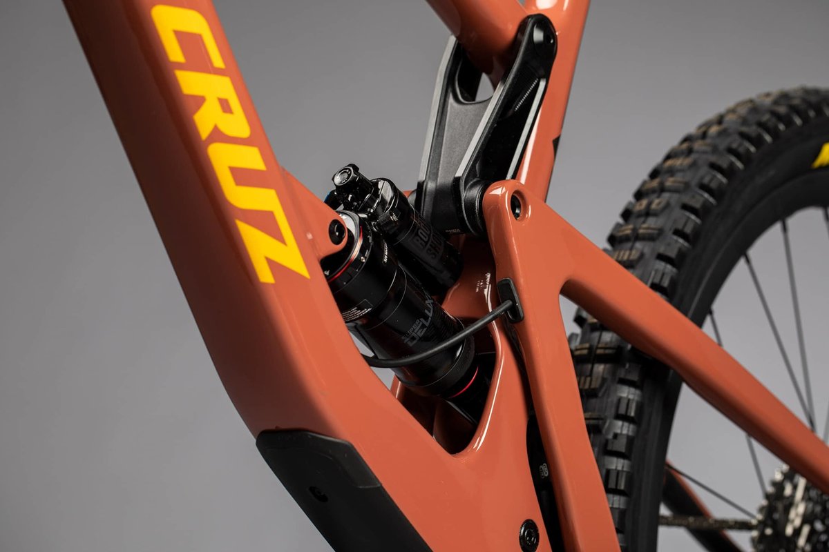 2020 Santa Cruz Bronson Carbon CC XTR Reserve