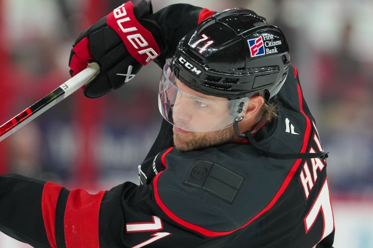 NHL Odds & Betting Lines