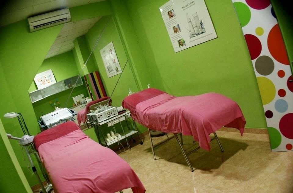 La Cabina De Eva Y Tina