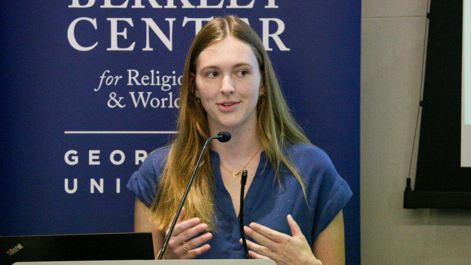 Madison Ross (C’27) conducted research on ecological belonging at Comillas University.