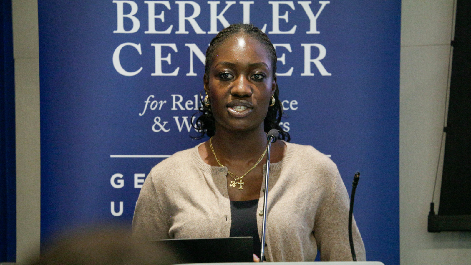 Laidlaw Fellow Kayla Wontumi (SOH’27) discusses public health amidst the dismantling of evidence and institutions.