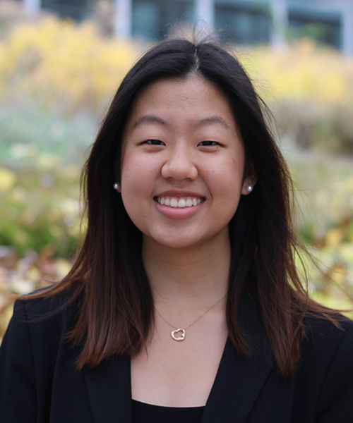 Claire Min headshot
