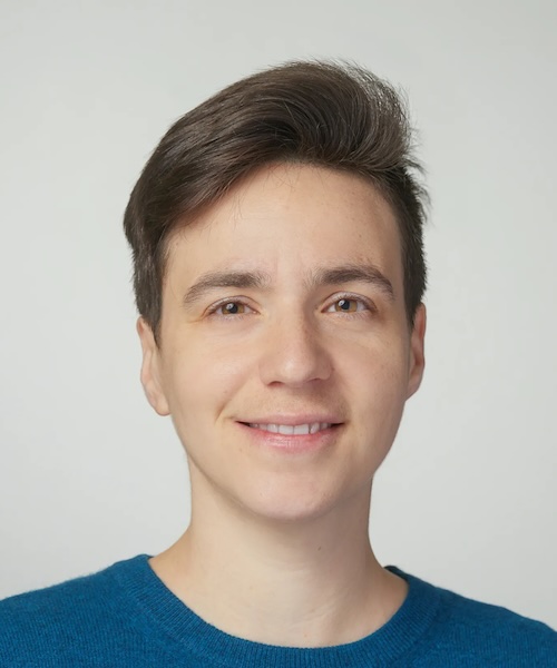 Deborah Streahle headshot