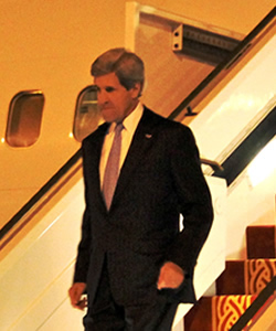 Kerry Not a Clinton on US Foreign Policy