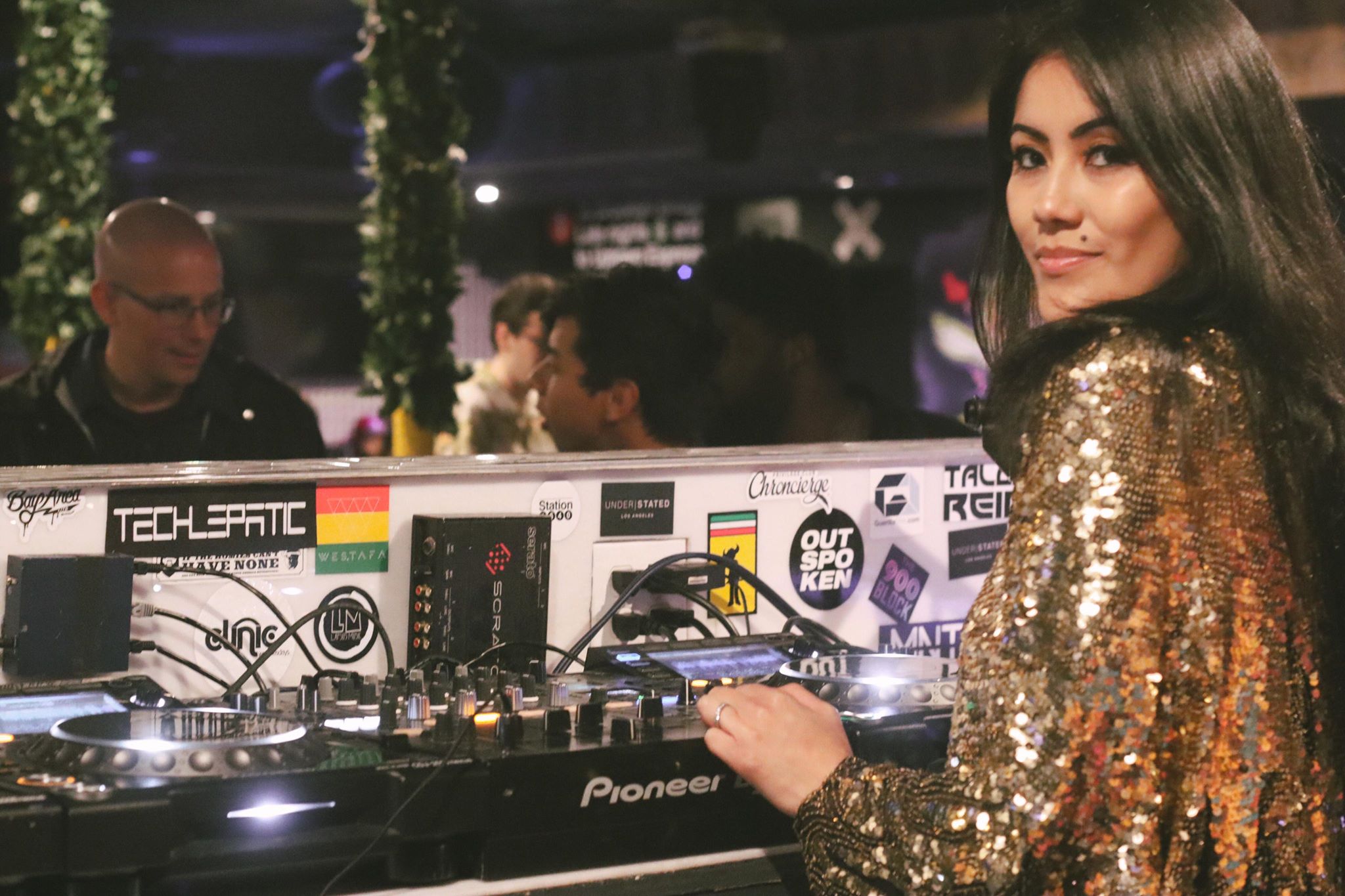 DJ Aravi
