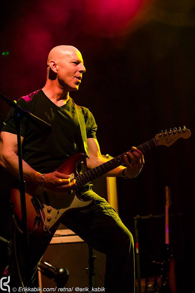 RUSS AS BRUCE WILLIS